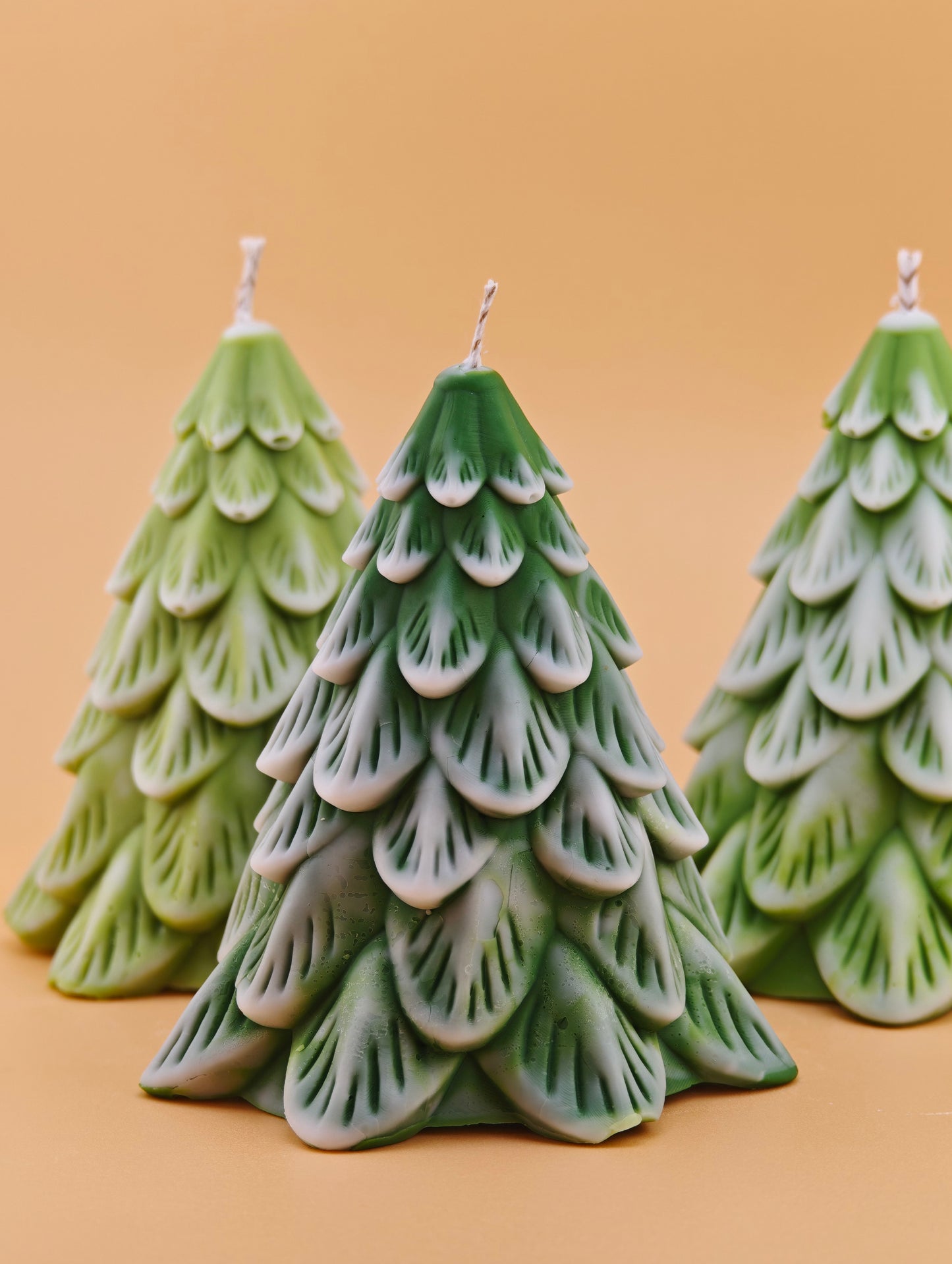 Sculptural Candle - Snowy Pine