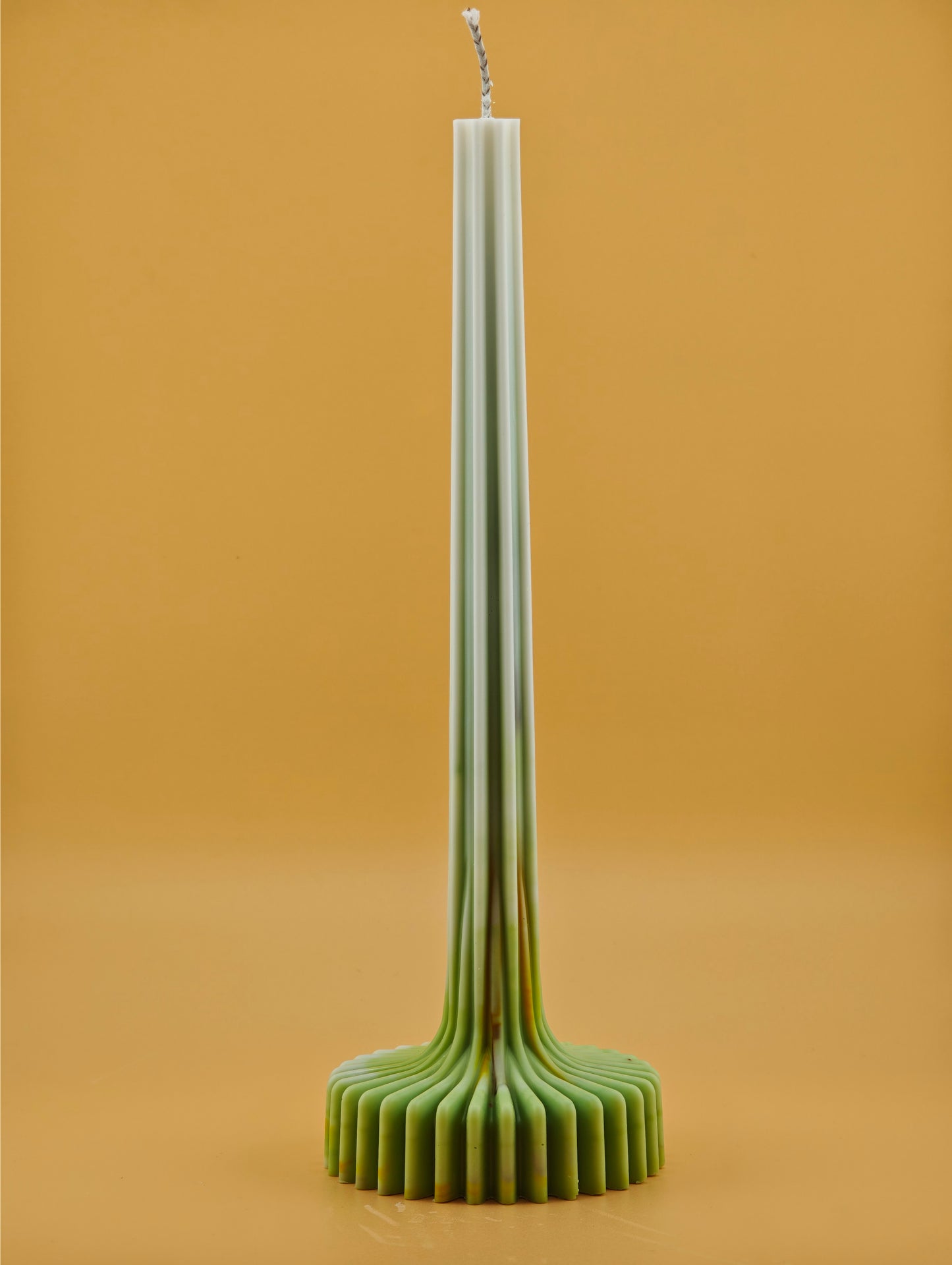 Sculptural Gradient Candle